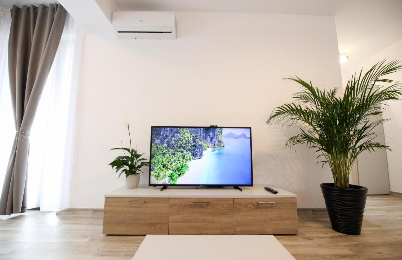 Vitan Central Oasis ---Free Secured Private Parking---Self Check-In-- Бухарест Экстерьер фото