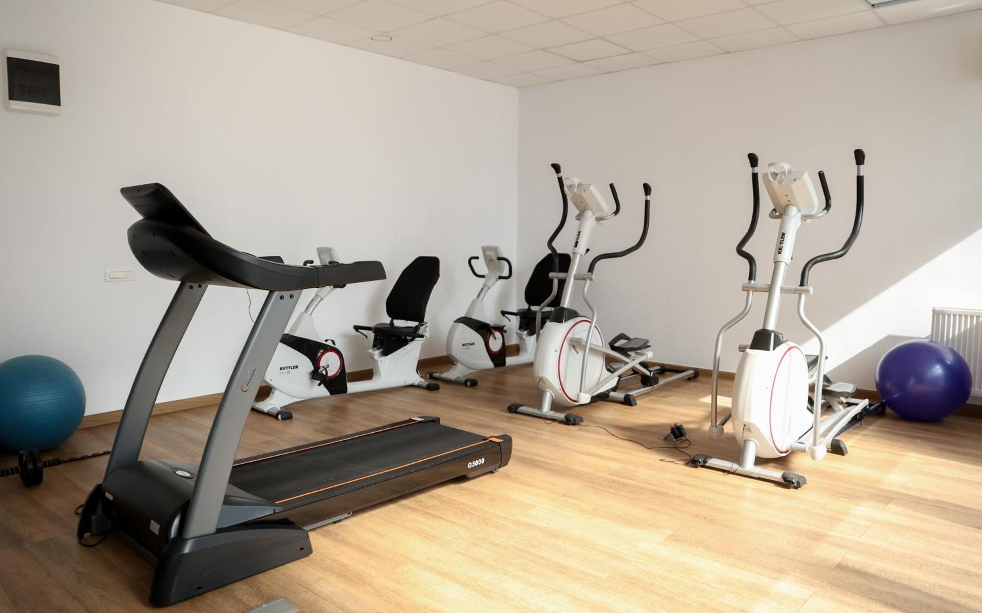 Vitan Central Oasis ---Free Secured Private Parking---Self Check-In-- Бухарест Экстерьер фото